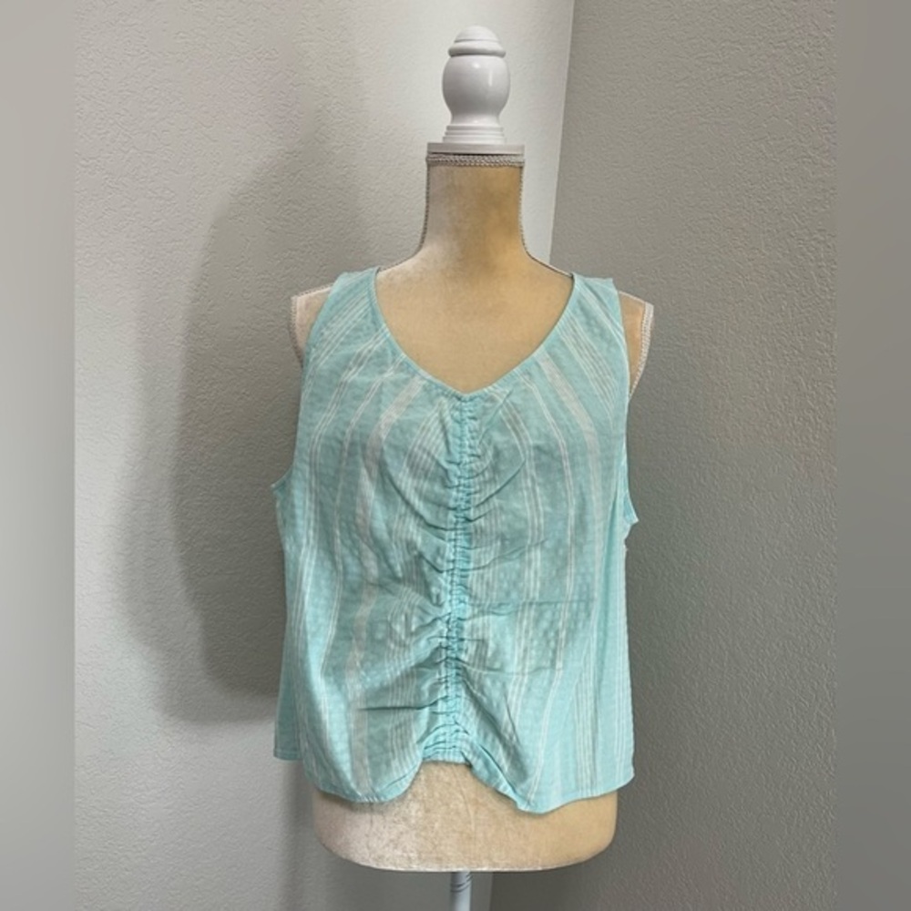 a.n.a V Neck Sleeveless Tank Top